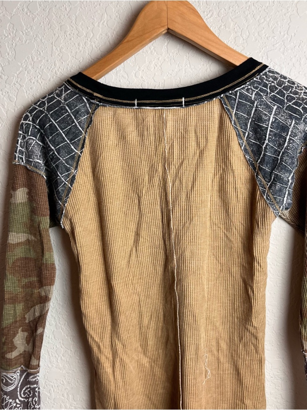 Free People We The Free Brightside Thermal Top S Camo Willow Print Womens - Picture 8 of 10